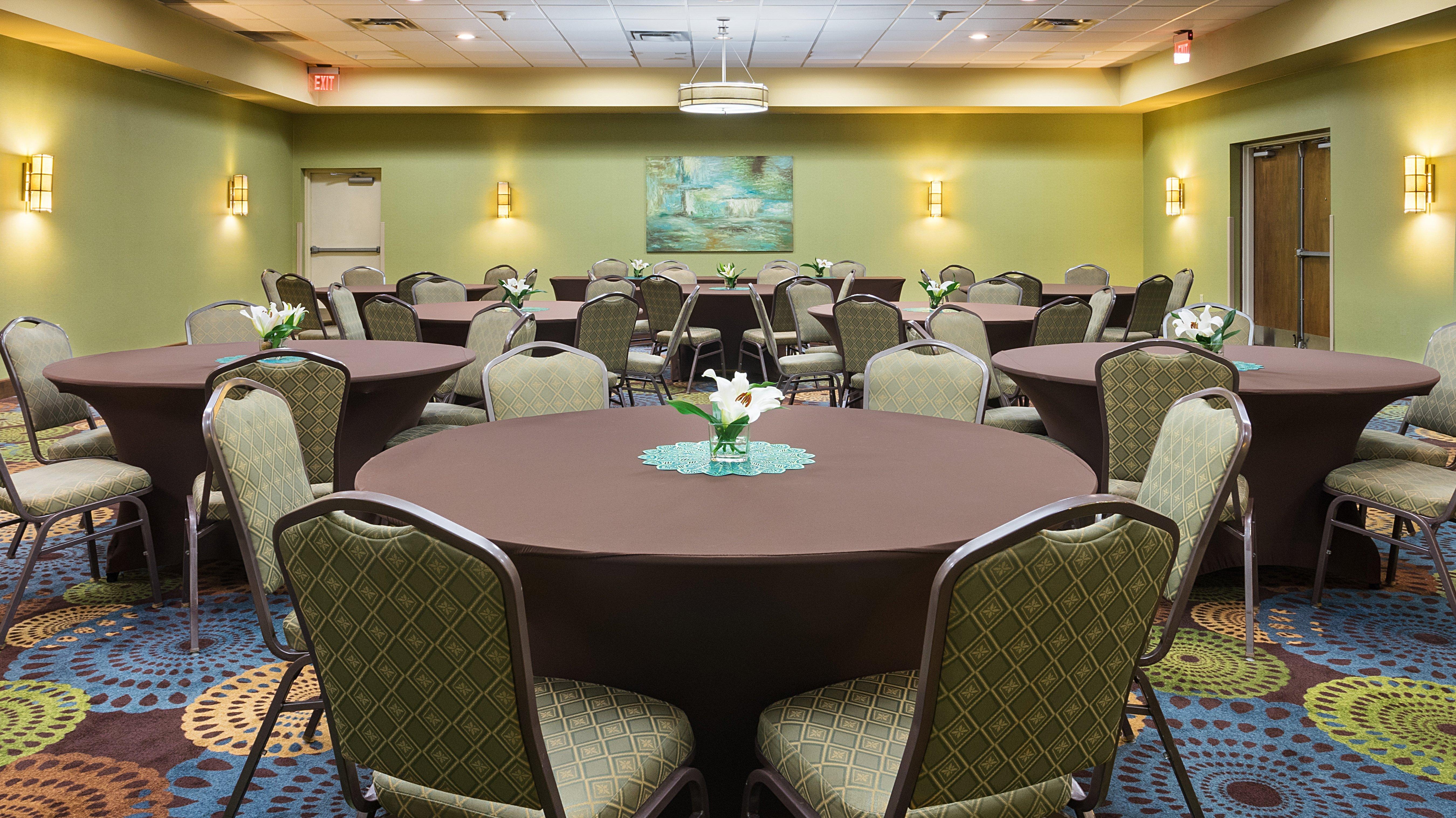Holiday Inn Express Charleston-Civic Center By Ihg Eksteriør bilde