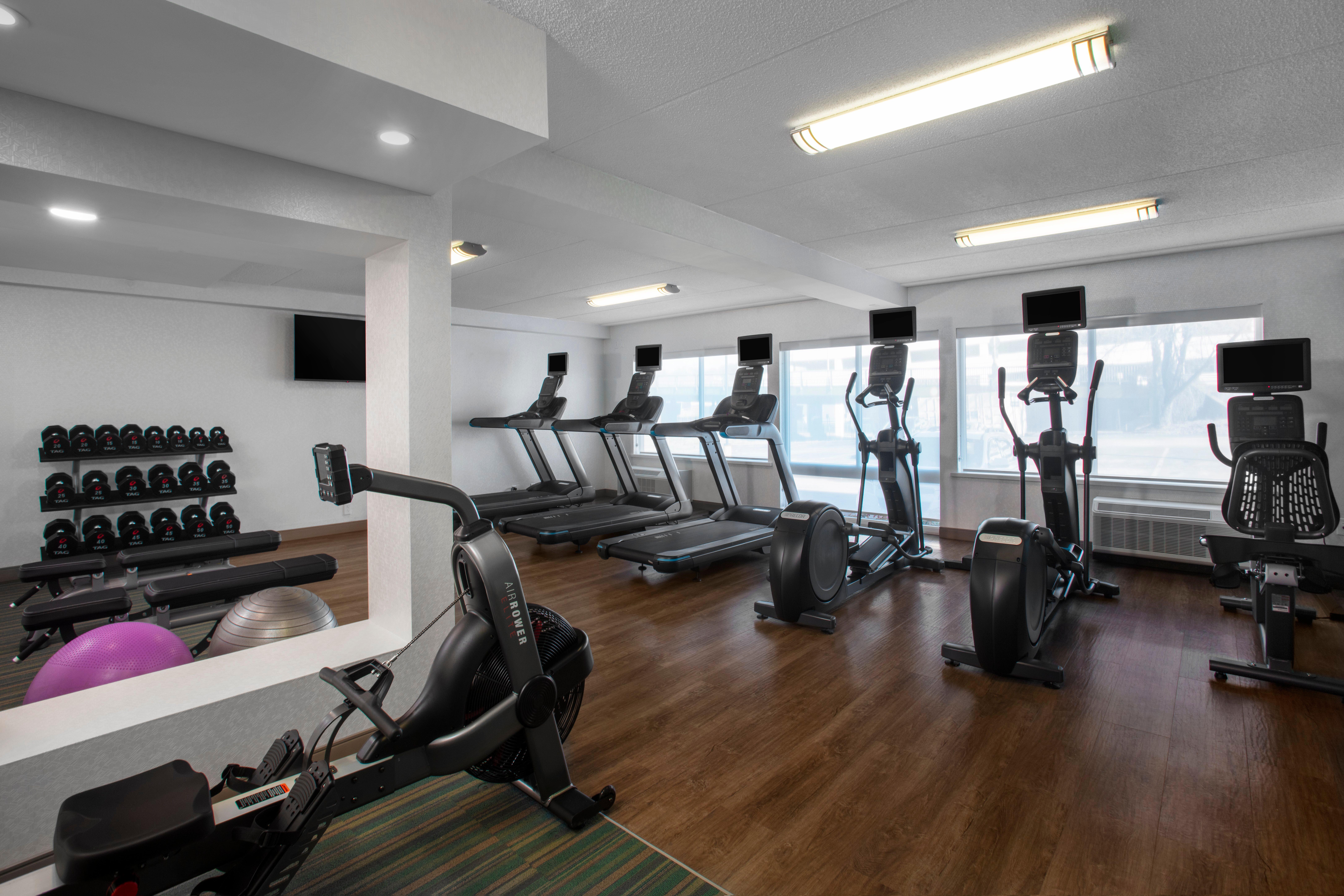Holiday Inn Express Charleston-Civic Center By Ihg Eksteriør bilde