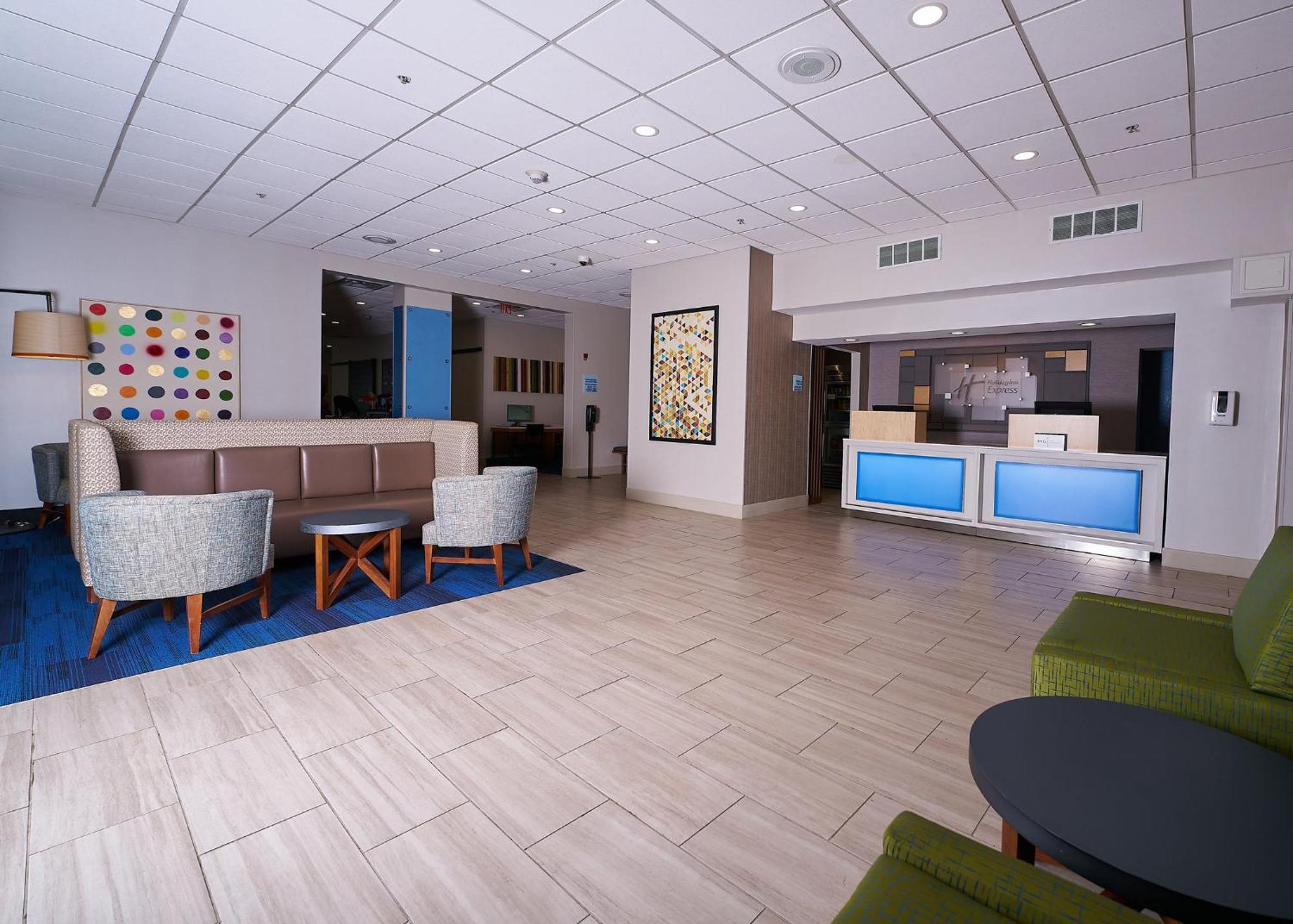 Holiday Inn Express Charleston-Civic Center By Ihg Eksteriør bilde